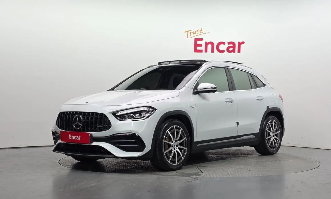 Mercedes-Benz GLA-Class