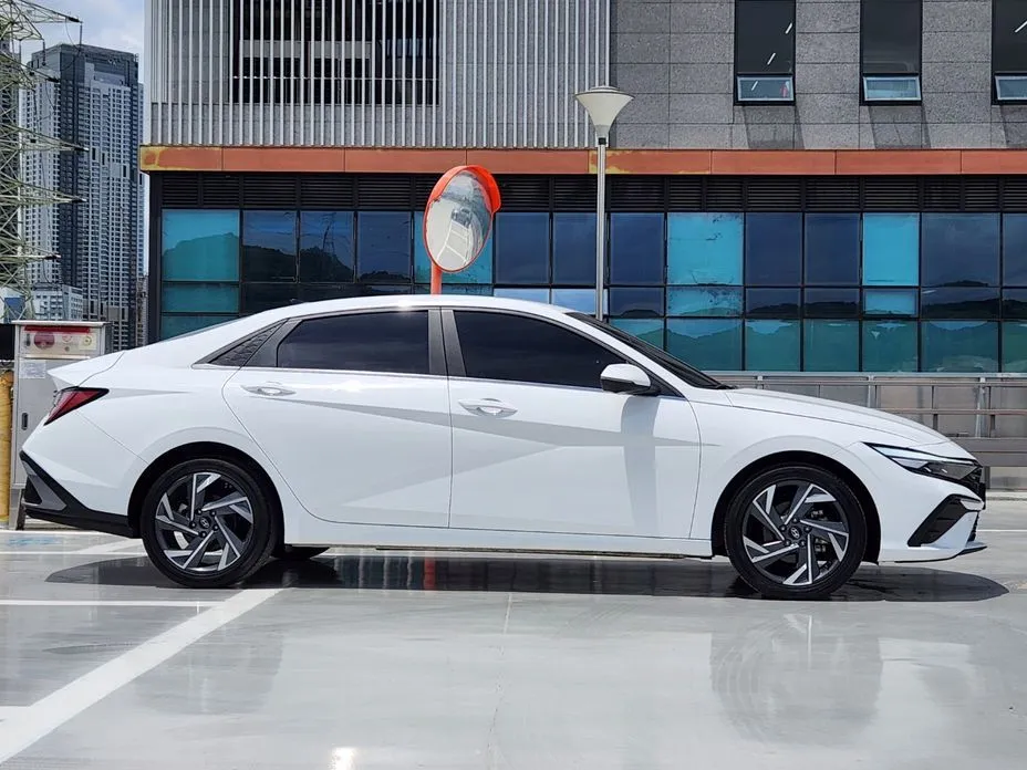Hyundai AVANTE 2024 из KR, фото 7