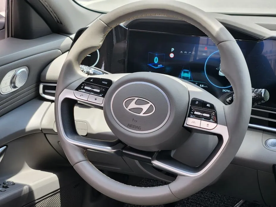 Hyundai AVANTE 2024 из KR, фото 8