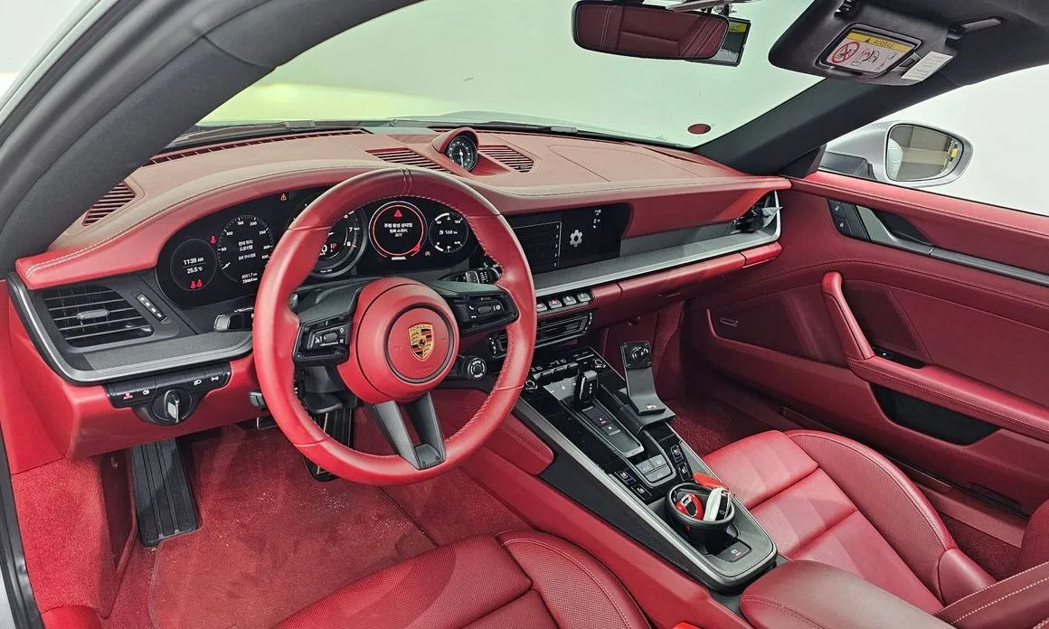 Porsche 911 2023 из KR, фото 7