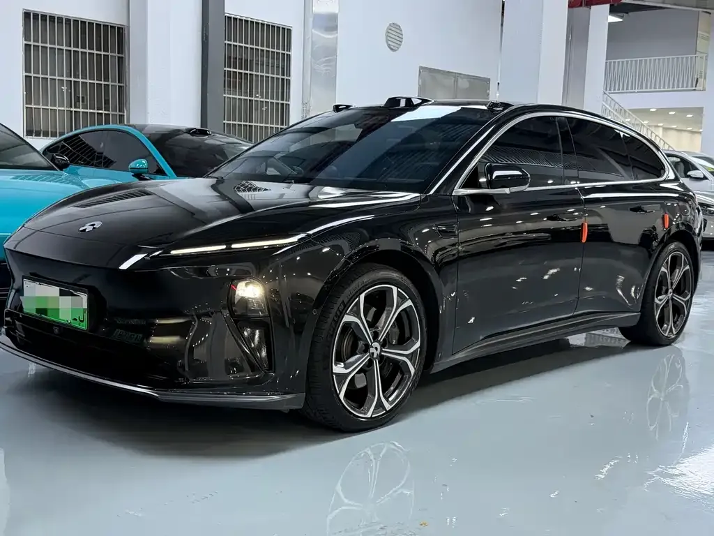 NIO ET5T