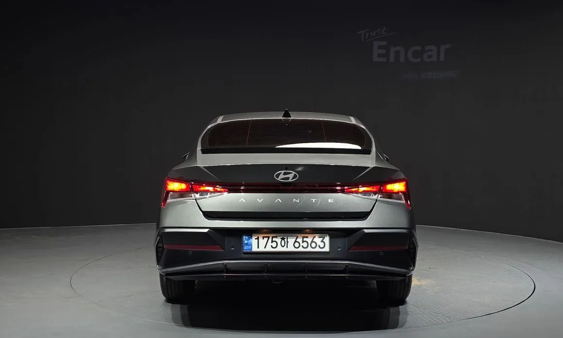 Hyundai AVANTE — фото 4