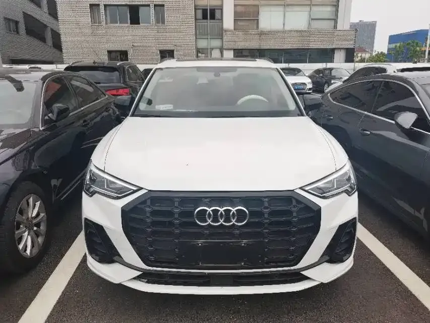 Audi Q3 — фото 5
