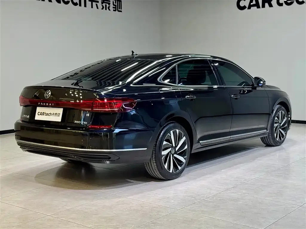 Volkswagen Passat — фото 4