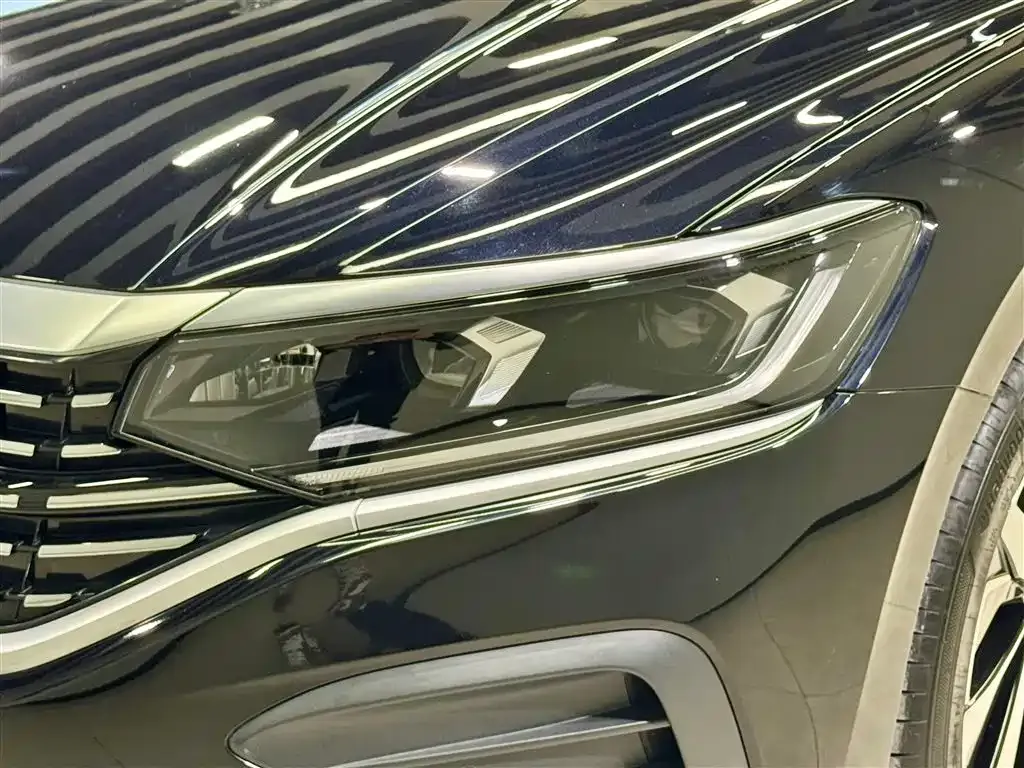 Volkswagen Passat — фото 3