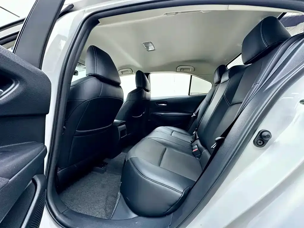 Toyota Corolla 2024 из CN, фото 7
