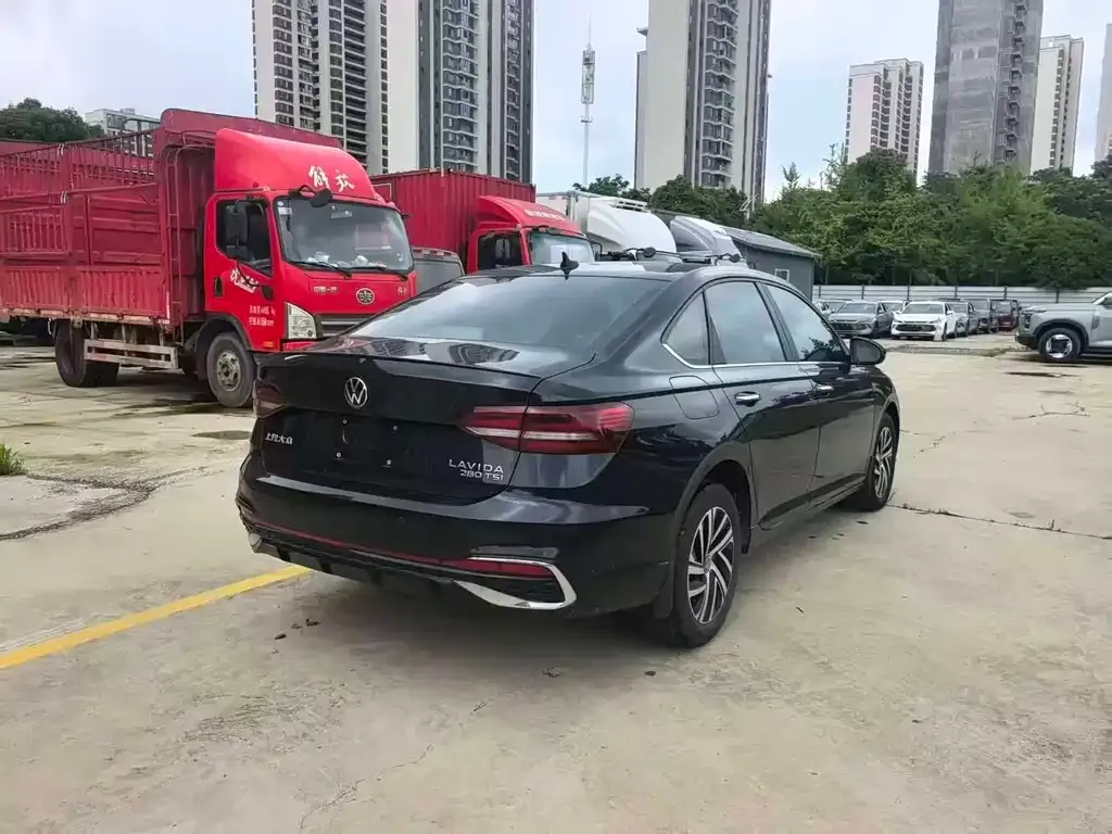 Volkswagen Lavida 2023 из CN, фото 6