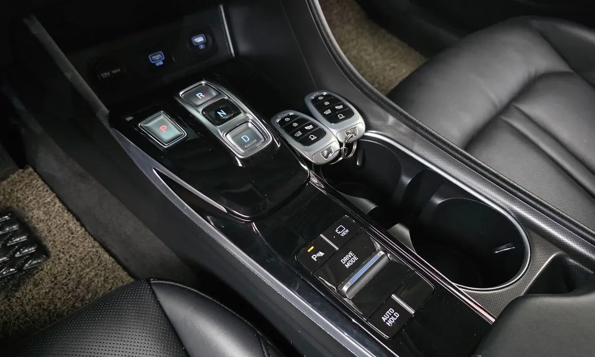 Hyundai Sonata 2023 из KR, фото 7
