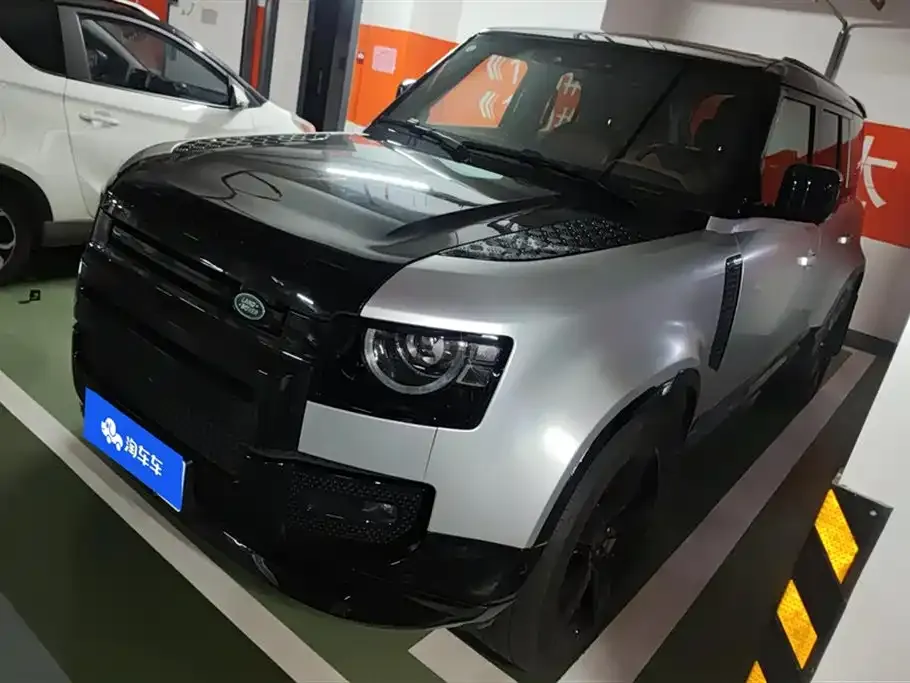 Land Rover Defender — фото 1