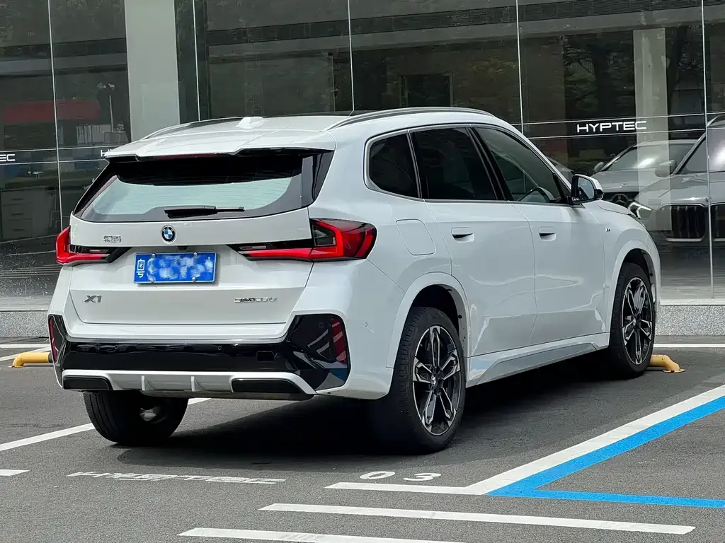 BMW X1 — фото 3