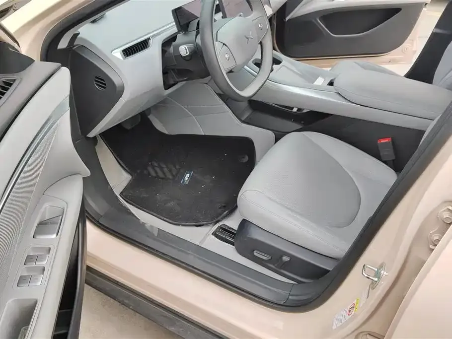XPeng MONA M03 — фото 9