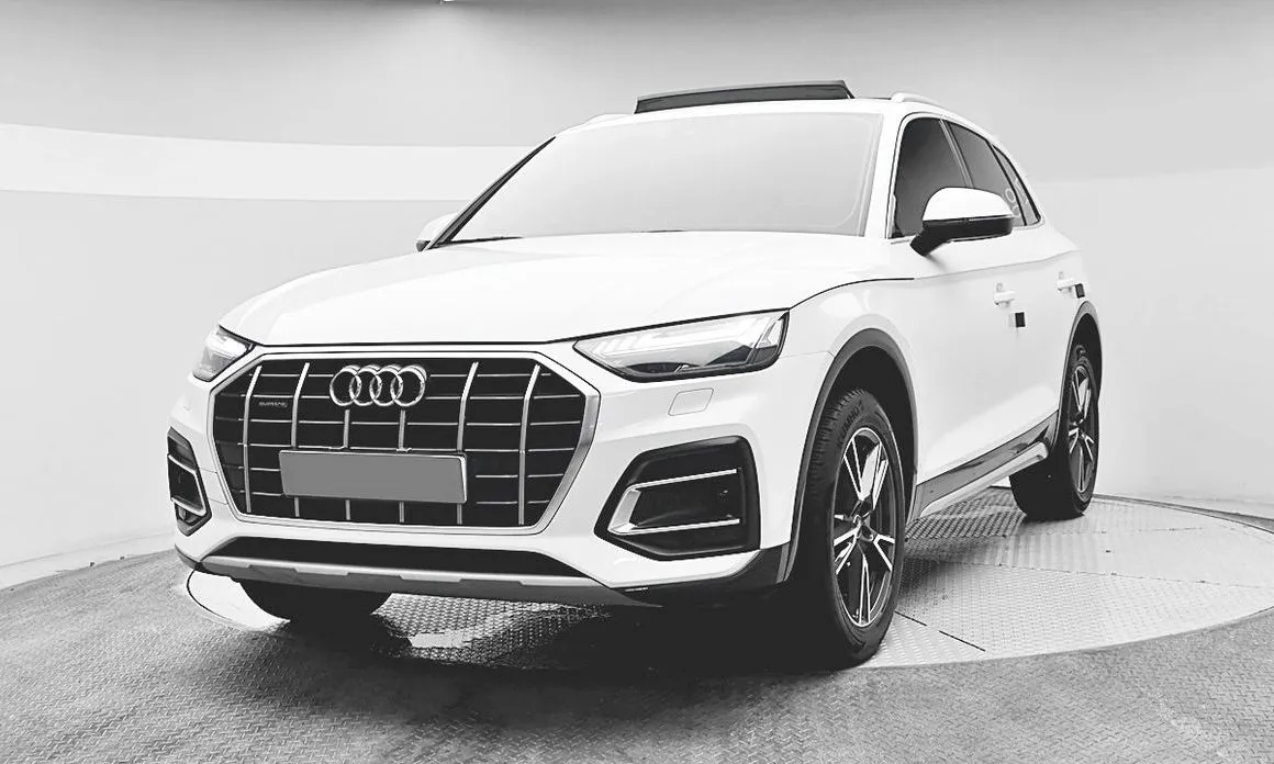 Audi Q5 — фото 1