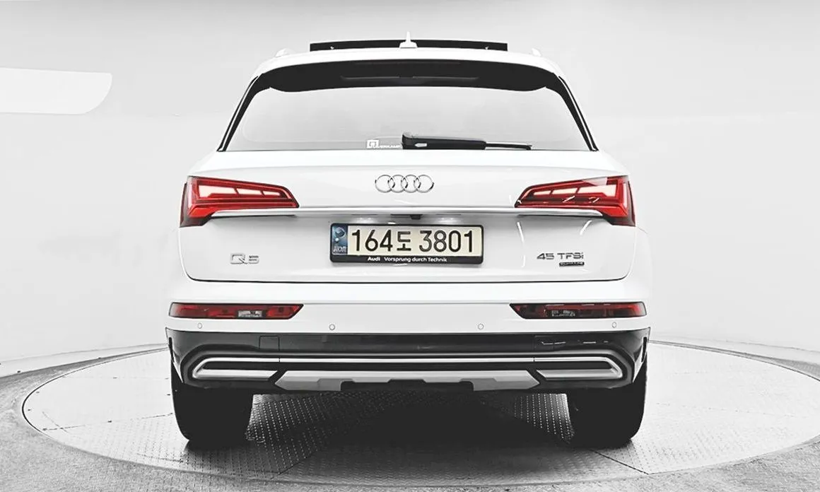 Audi Q5 — фото 2