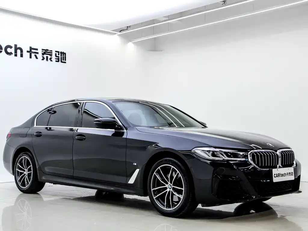 BMW 5 Series — фото 4