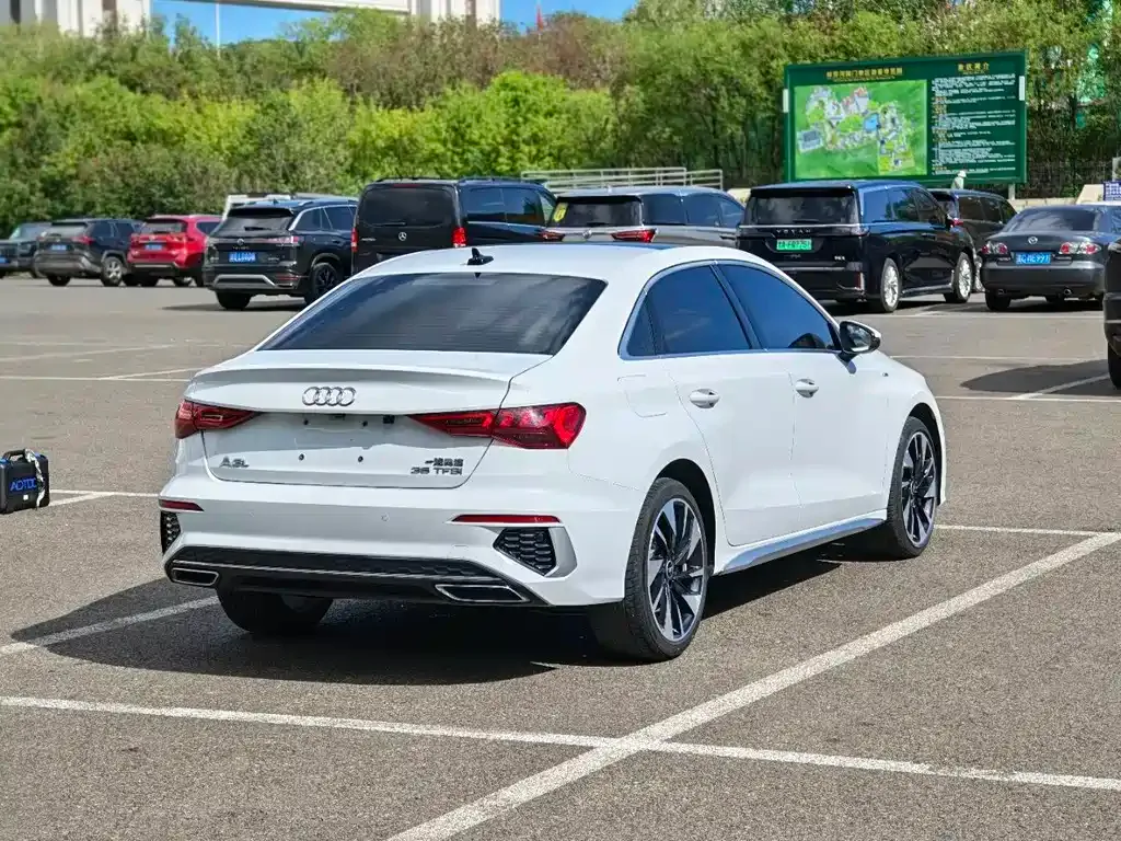 Audi A3 — фото 9