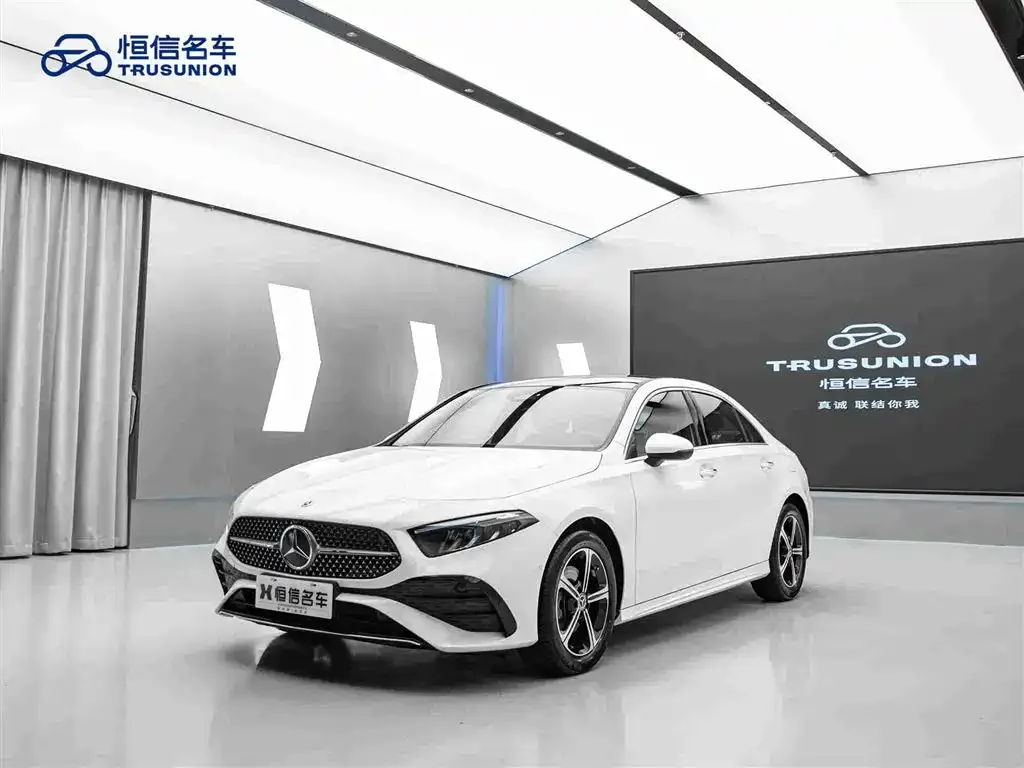 Mercedes-Benz A-Class — фото 9