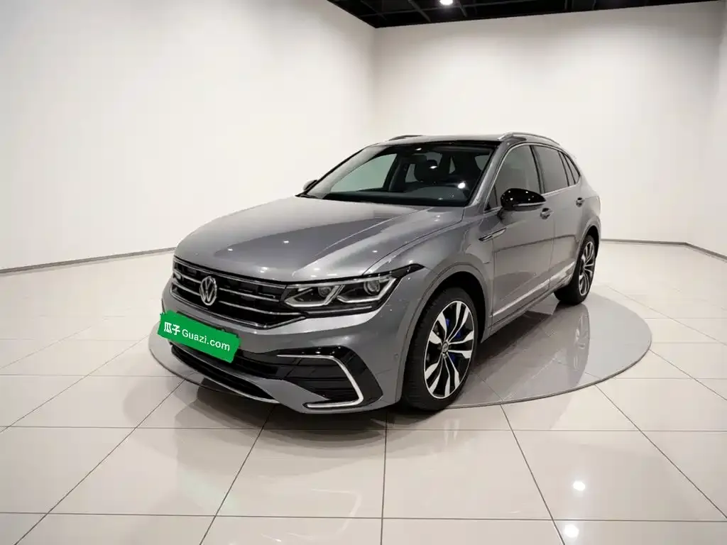 Volkswagen Tiguan X — фото 1