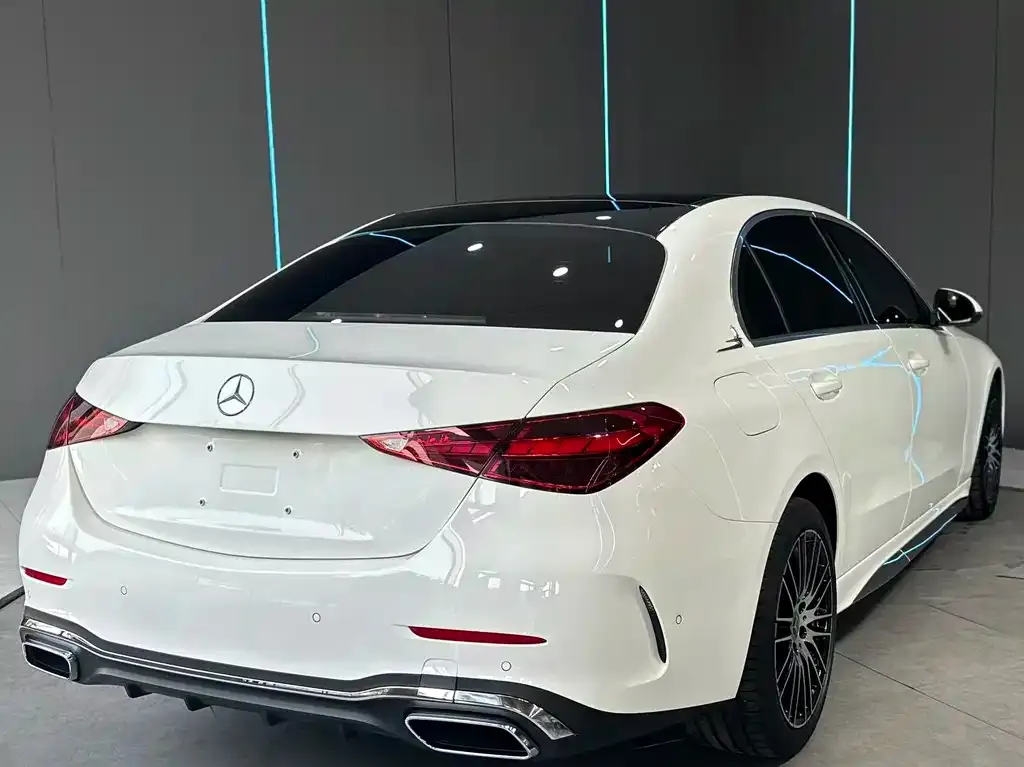 Mercedes-Benz C-Class — фото 10