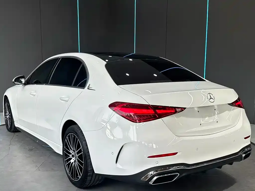 Mercedes-Benz C-Class — фото 9