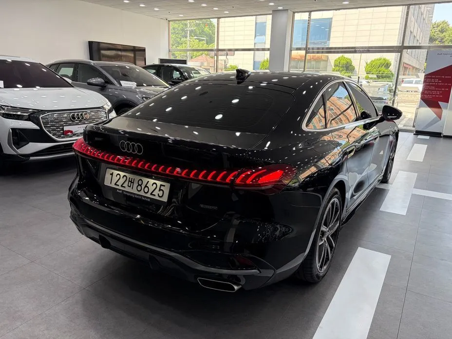 Audi A5 2025 из KR, фото 2