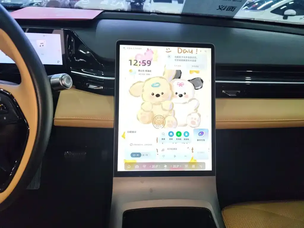 Geely Galaxy L6 — фото 2