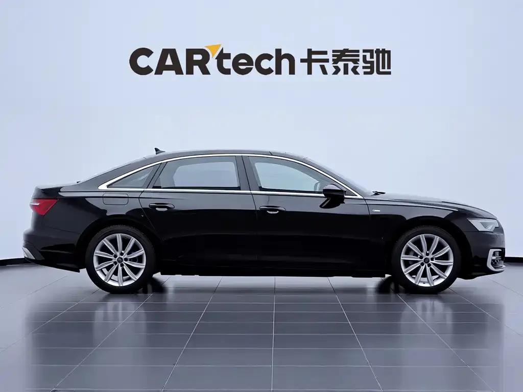 Audi A6L — фото 7