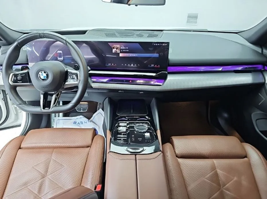BMW 5-Series — фото 10