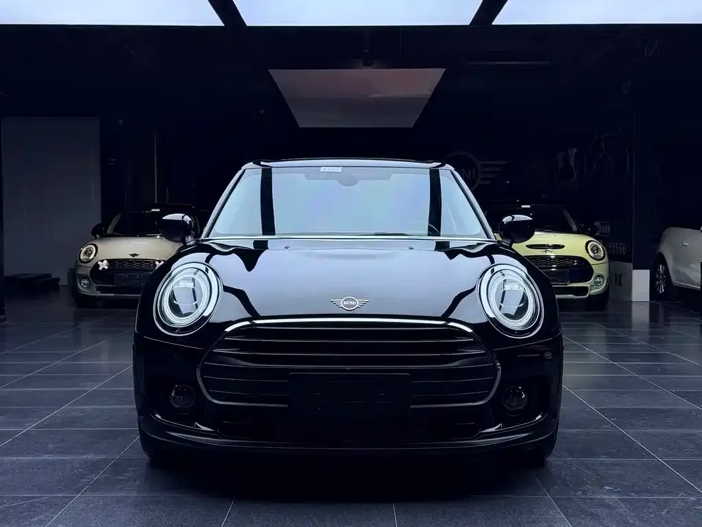MINI Clubman — фото 5