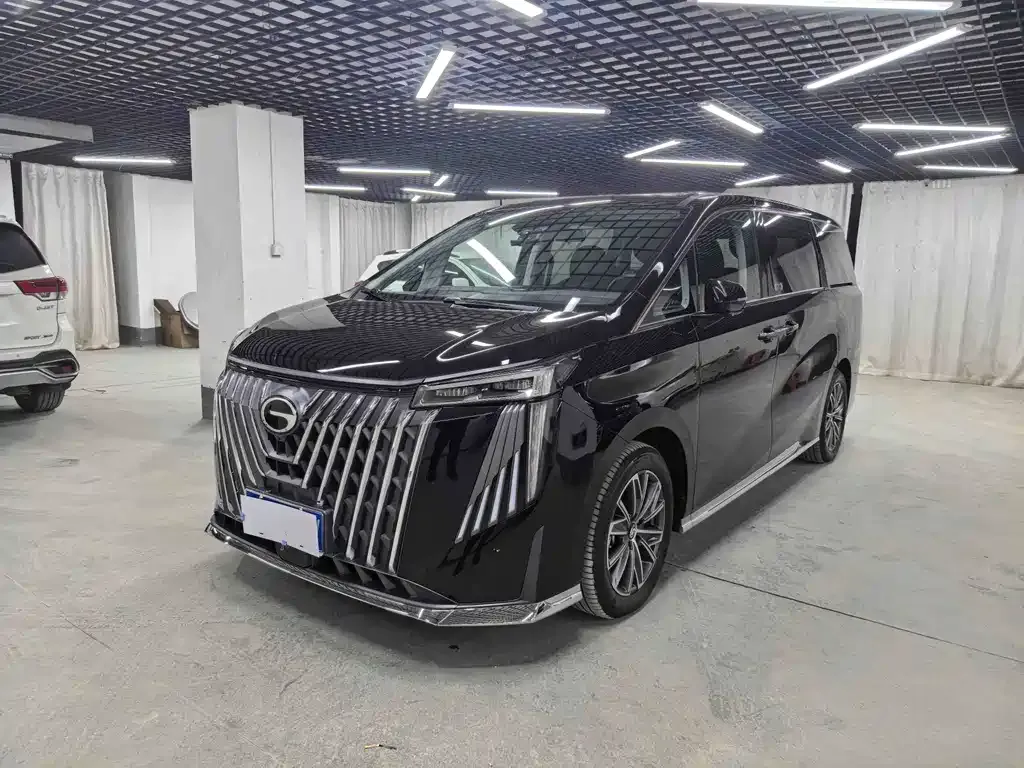 GAC Motor Trumpchi M8 — фото 1