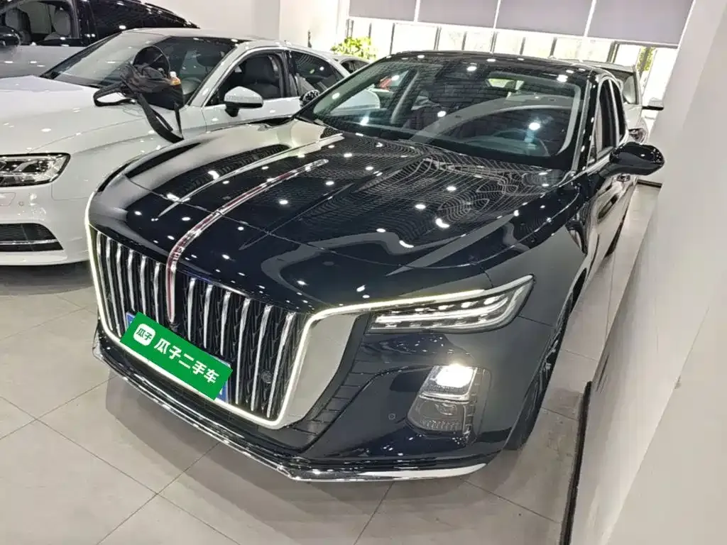 Hongqi H5 — фото 1
