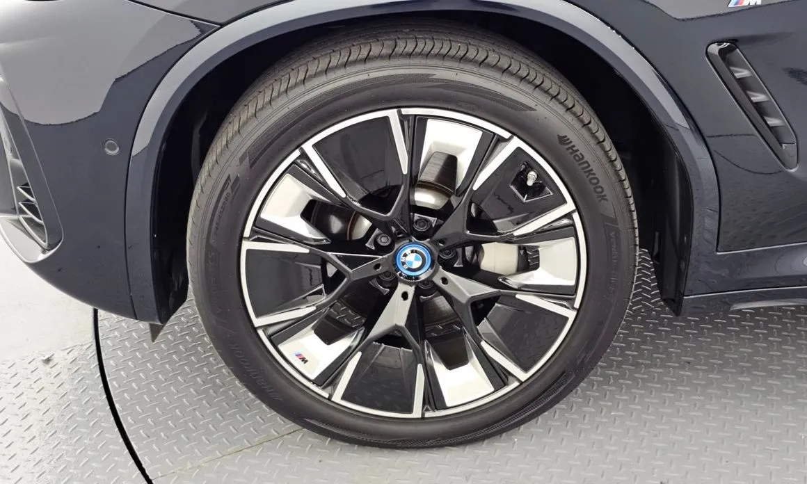 BMW iX3 2023 из KR, фото 5
