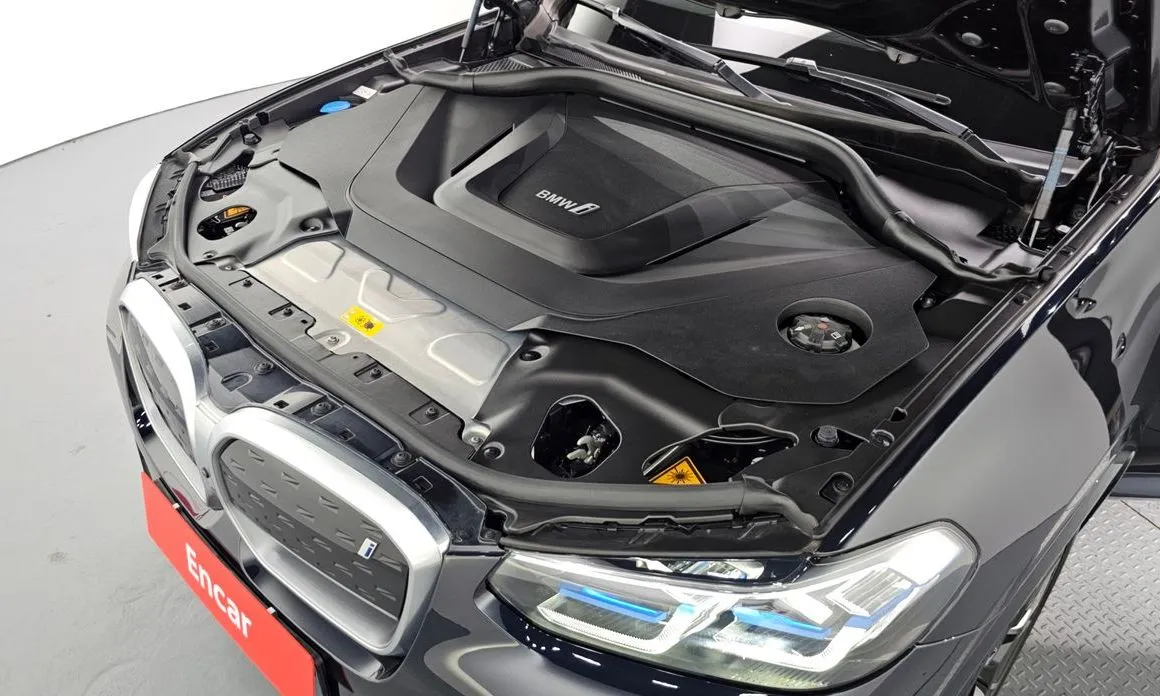 BMW iX3 2023 из KR, фото 3