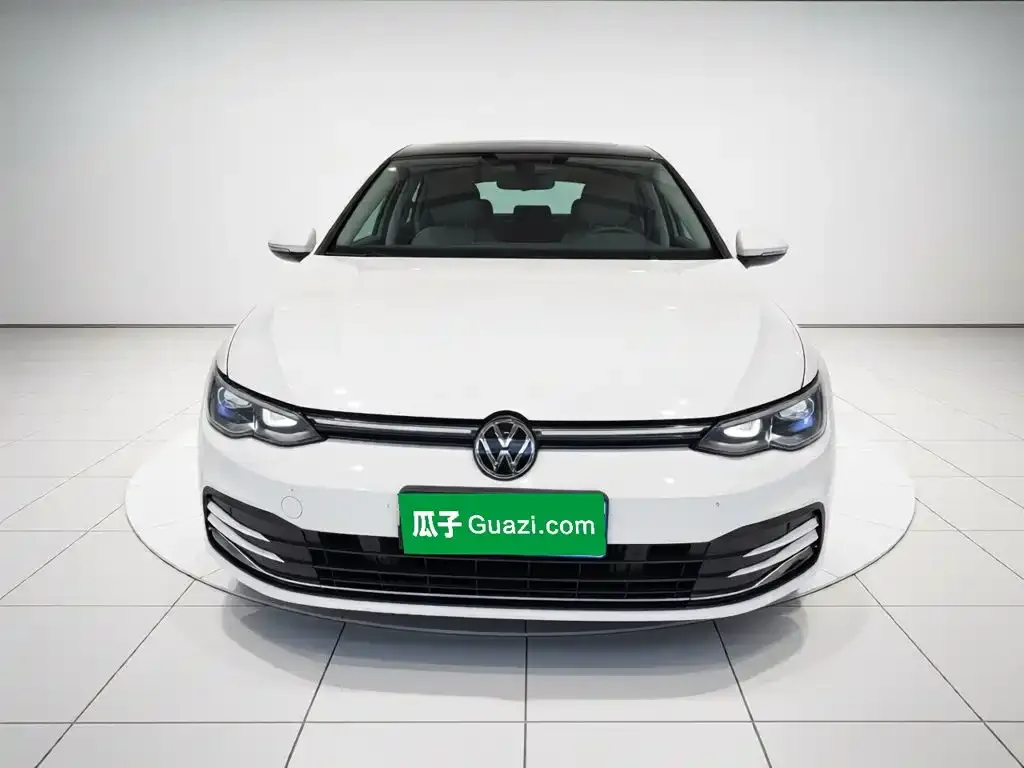 Volkswagen Golf — фото 5