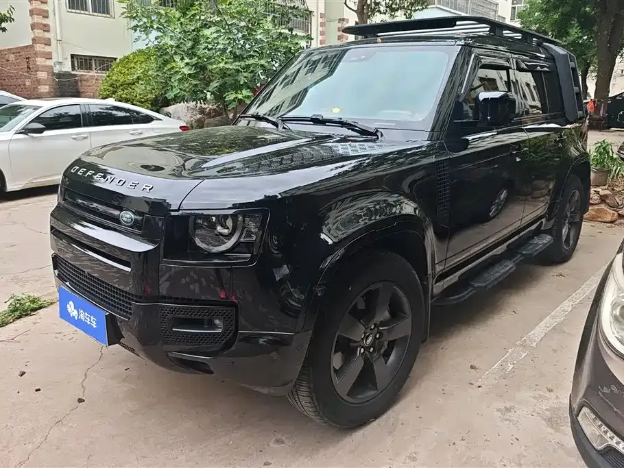 Land Rover Defender — фото 1