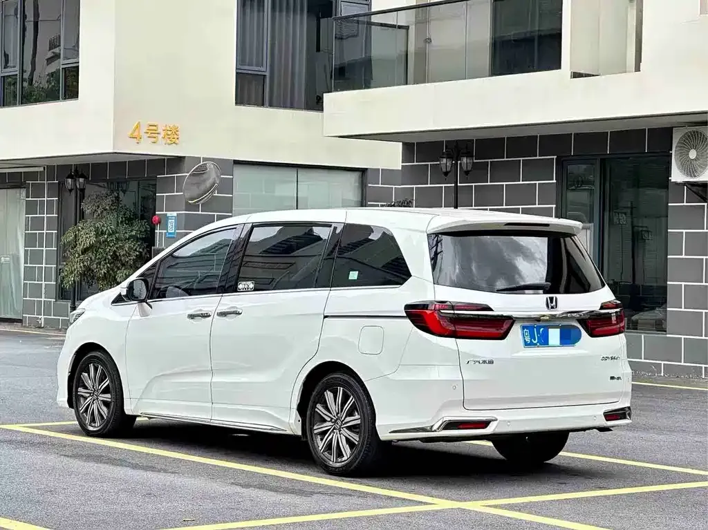 Honda Odyssey 2024 из CN, фото 4