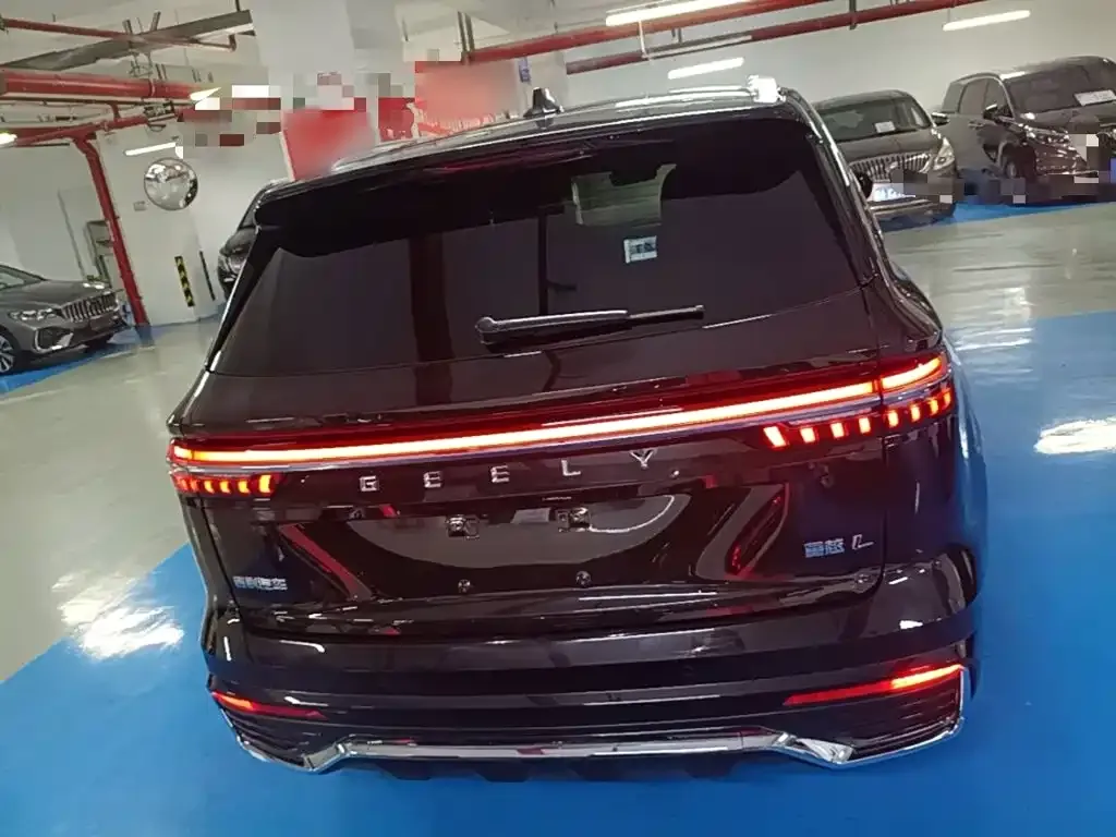 Geely Xingyue L — фото 9