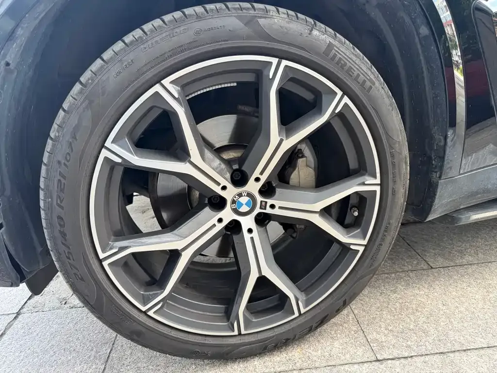 BMW X5 — фото 3