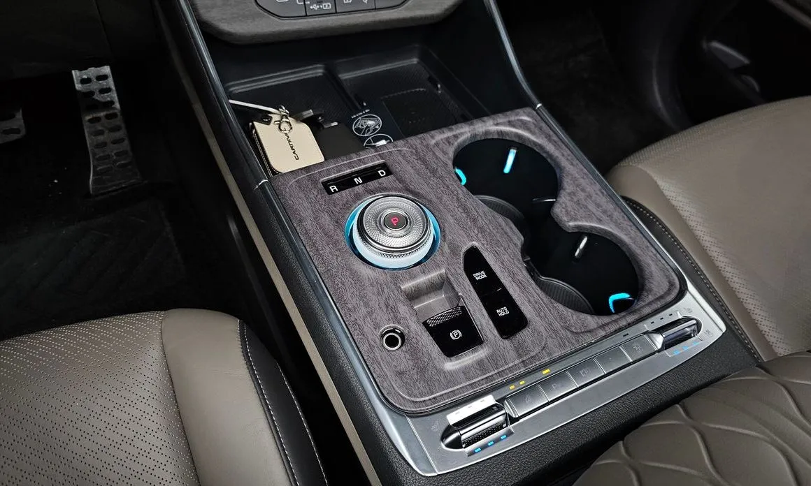 Kia Carnival — фото 10