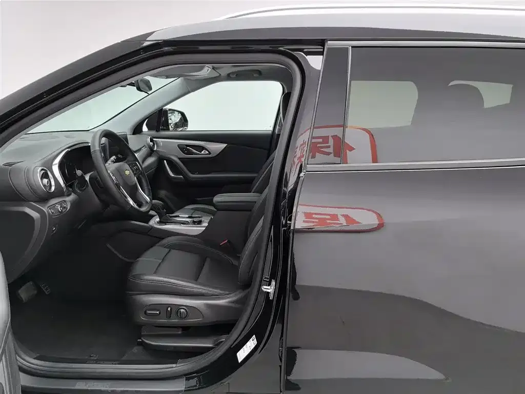Chevrolet Blazer 2023 из CN, фото 6