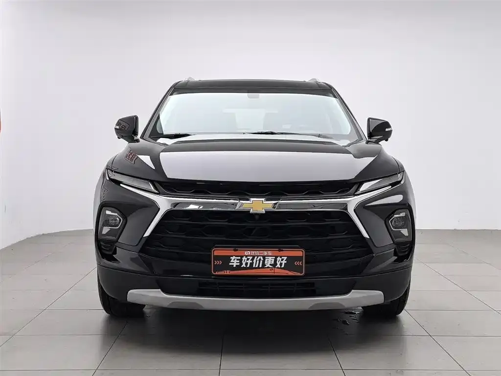 Chevrolet Blazer 2023 из CN, фото 2