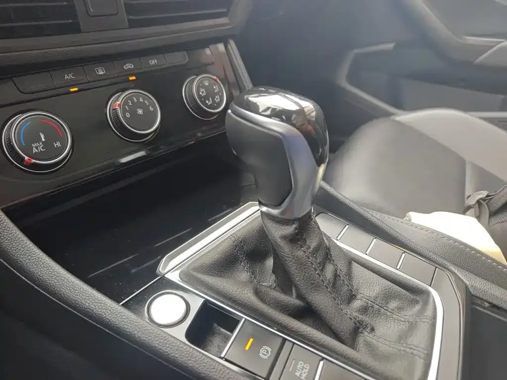 Volkswagen Sagitar 2022 из CN, фото 3