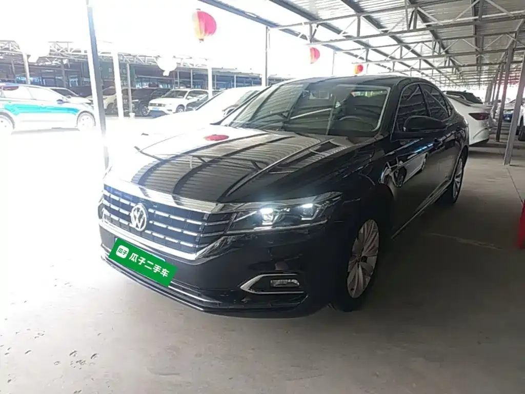 Volkswagen Passat — фото 5