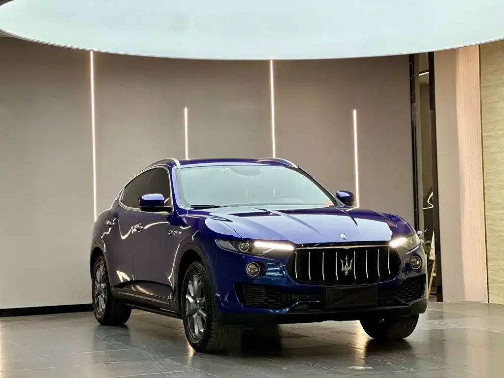 Maserati Levante — фото 6