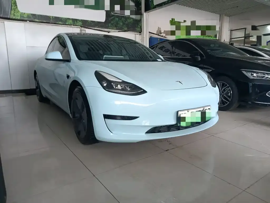 Tesla Model 3 — фото 2