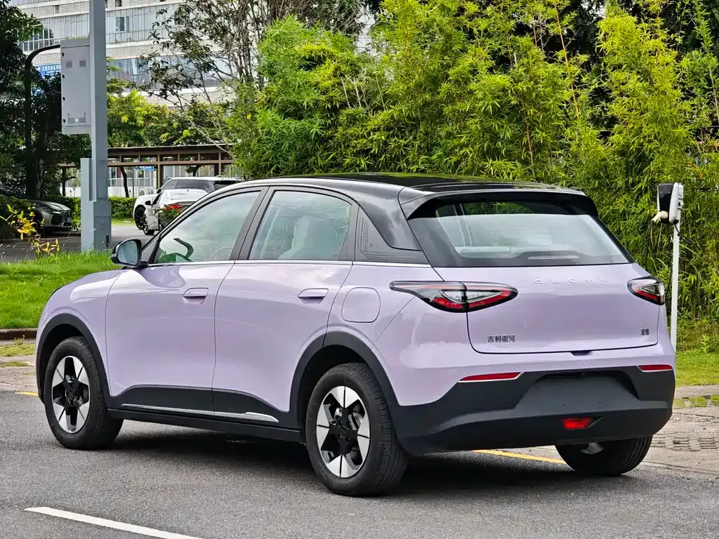 Geely Starburst — фото 10