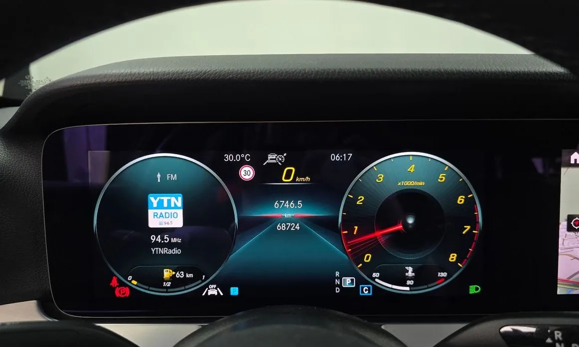 Mercedes-Benz E-Class 2021 из KR, фото 3