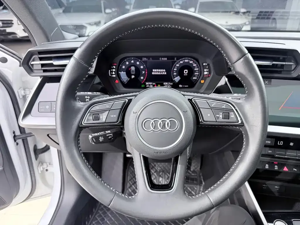 Audi A3 — фото 9