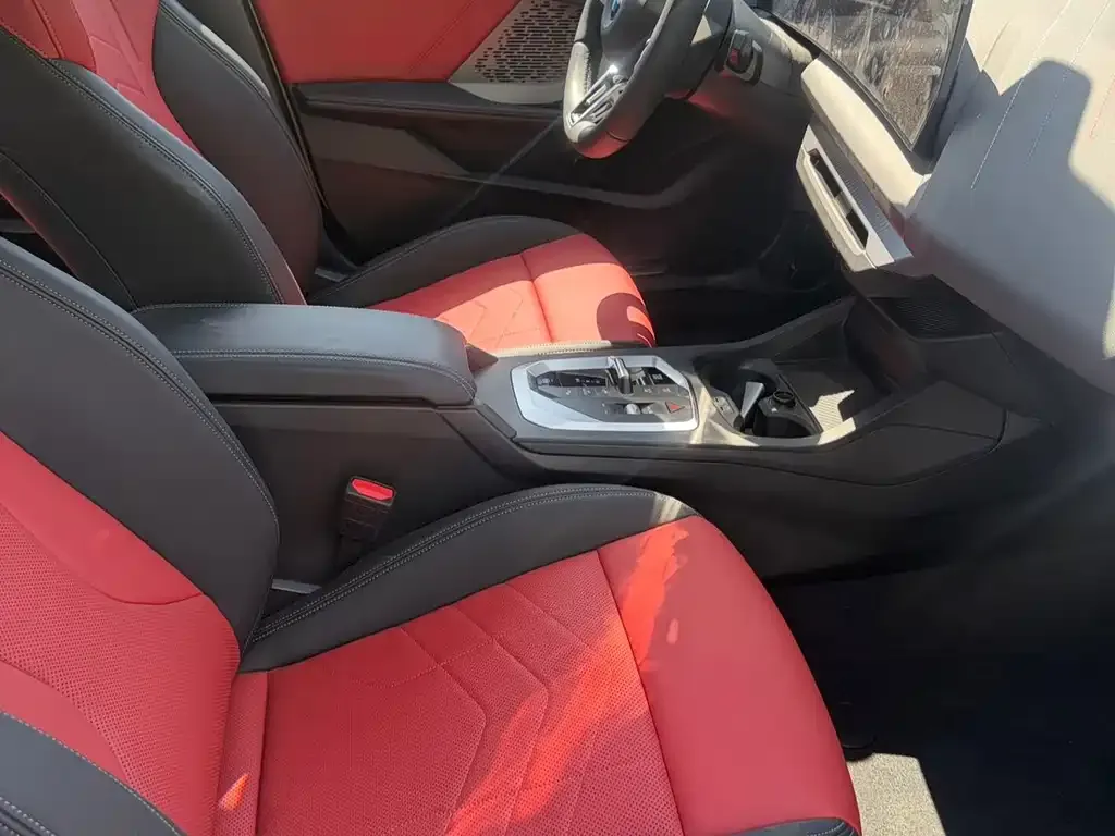 BMW 2 Series 2025 из CN, фото 5