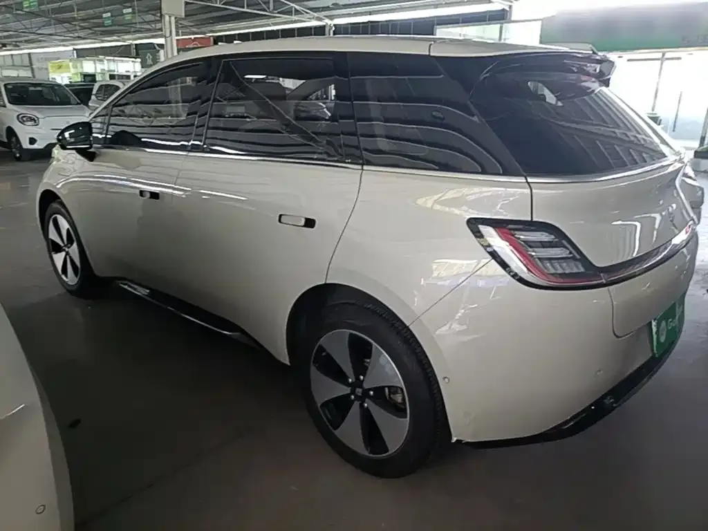 Baojun Yunduo — фото 3