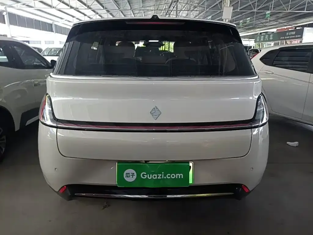 Baojun Yunduo — фото 2